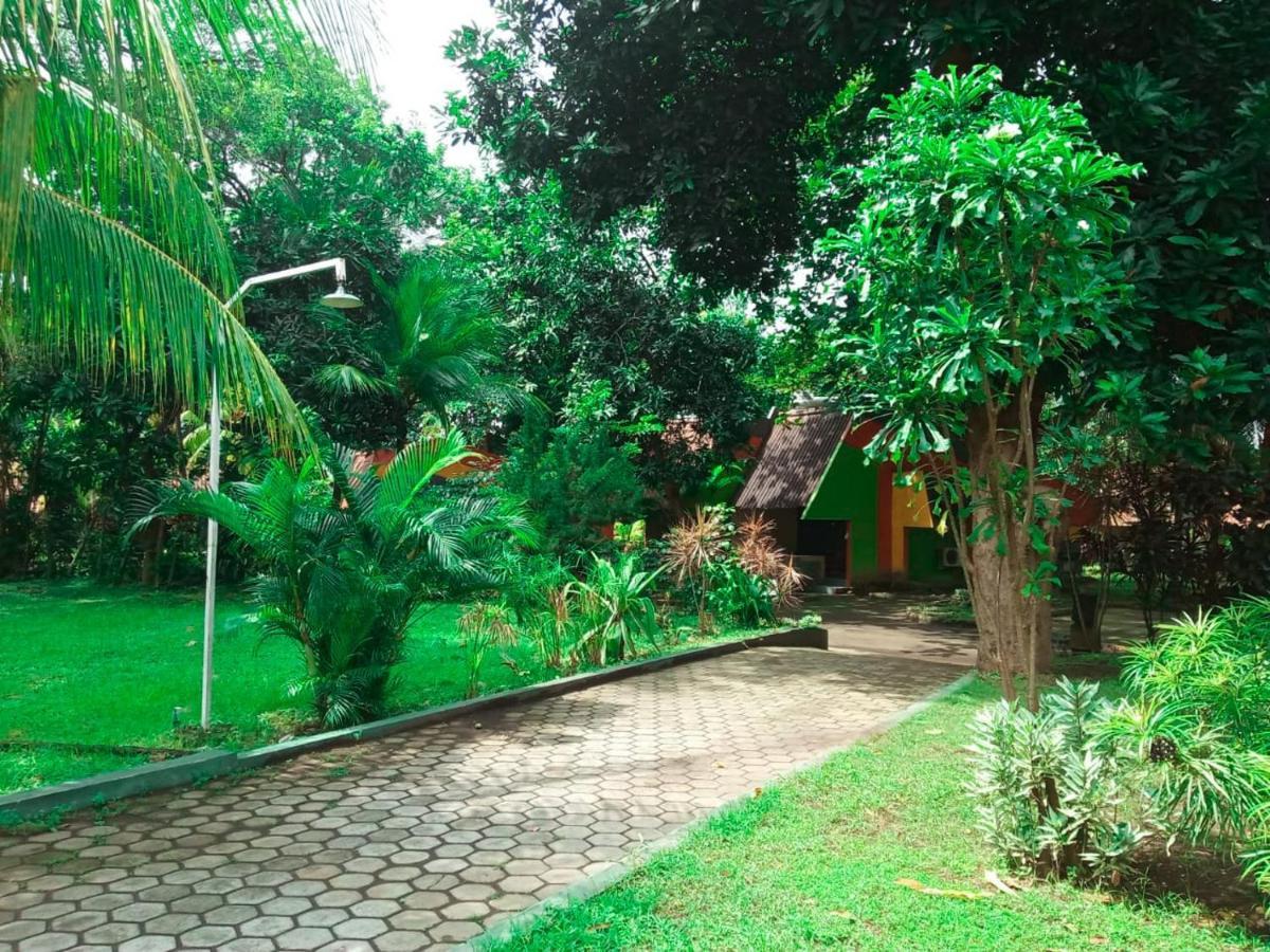 Votel Manyar Resort Banyuwangi Ketapang  Ngoại thất bức ảnh